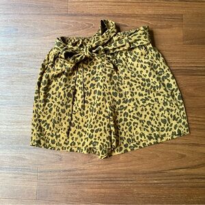 A New Day Leopard Print Paper Bag Shorts Size XS